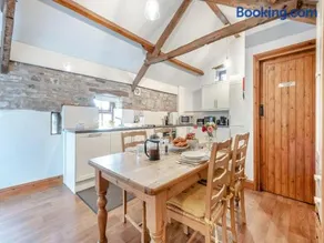 Lord Mayors Barn - Image 5
