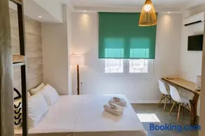 Ammos Luxury Suite - Image 3