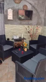 LA PETITE MAISON - Image 3