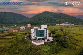 EKOSTAY Gold - Gravity Villa - Image 4