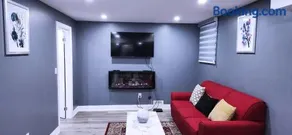 Garden Avenue Homes Free Parking - Image 3