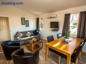 Caseys Beach Holiday Park - Image 5