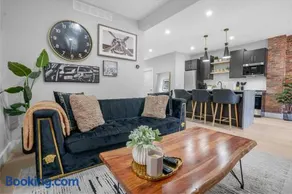 Sleek Brand New 1 Bedroom Condo - Downtown Luxury! - Image 1
