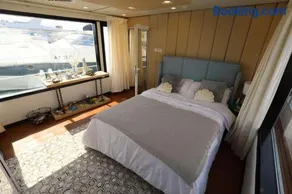 Butinah Charters Yacht Rental - Image 5