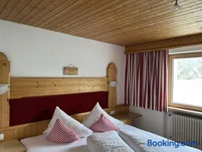 Berggasthof Piz Buin - Image 4