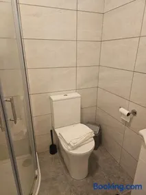 Mini studio apartment - Image 2