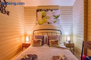 The Retreat Log Cabin - Image 3