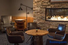 River District Hotel - Image 2