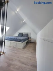Studio neuf situé au cœur d'un bourg paisible - Image 3