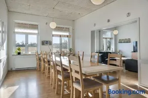 Holiday home for 12 people with indoor pool - Image 3