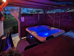 maison avec jaccuzi privatif - Image 1