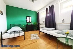 Langenfeld Apartment - Image 3