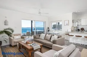 Bayview Towers 10 - Image 3