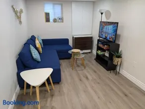 Lake-Walk House - Image 3