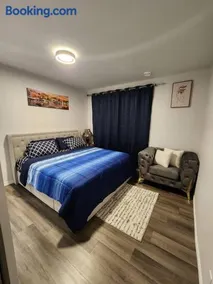 Cozy one bedroom in Airdrie - Image 1