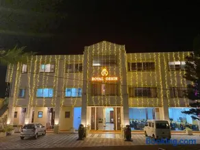 Royal Oshin Hotel - Image 1