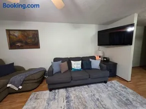 Shoreland Getaway with Access to Guntersville Lake - Image 4