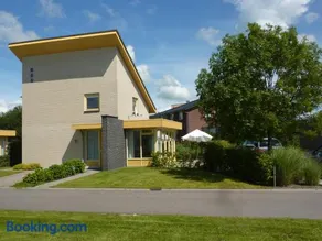 vakantiehuisgalamadammen met ligplaats boot - Image 1