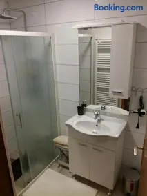 Apartmani Oletić 4* - Image 2