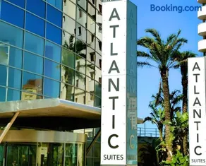 Fabulous studio apartment with aircon, parking and terrace ocean view - Image 2