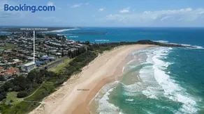 Pippi Beach Penthouse - Oceanstays - Pool & Beachfront - Image 4