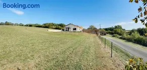 Maison de campagne idéale pour les retrouvailles en famille - Image 1