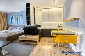 TATRA SUITES Luxury Studio A302 - Image 3