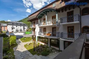 Le Cristal MB1 Mont-Blanc View, Pool, Private Sauna & Parking - Happy Rentals - Image 3