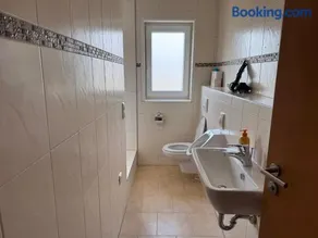 T&K Apartments - Wegberg - 4-7 room Apartments - private parking - WIFI - Fully equipped kitchen - Image 2
