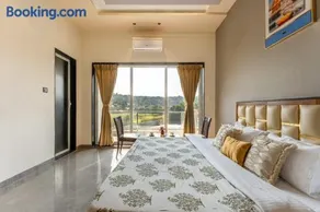 Luxe Stay's SHUBH VILLA 5BHK ENTIRE VILLA WITH PRIVATE POOL & BATHTUB - Image 2