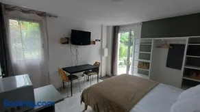 Le Cozy Cocon - Image 1