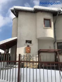 Къща за гости Аник - Image 2