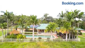 Wyee Farm Stay - Family Escape - Sleeps 12 in Wyee - Image 2