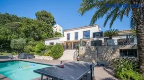 3 Bedrooms Apartment Villa with Private Garden and Pool - Image 5
