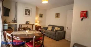 Millbrae Townhouse - Image 5