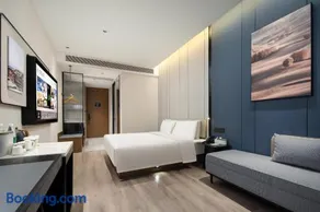 Atour Hotel Jiaxing Haiyan Economic Development Zone - Image 2