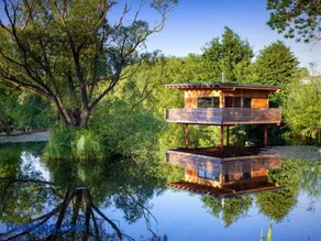 Spektakuläres Tiny House im Teich mit Terrasse und Kamin - Image 1