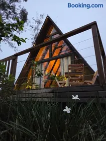 Chalé A-Frame Exclusivo com Lago Privativo - Image 1