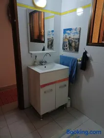 Shared Top 1st floor villa - Image 2