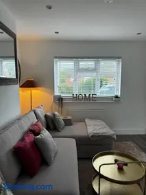 The Chislehurst Hideaway - Image 2