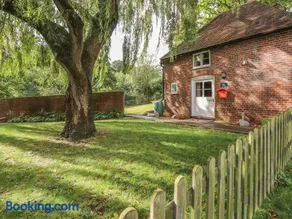 Weir Cottage - Image 1