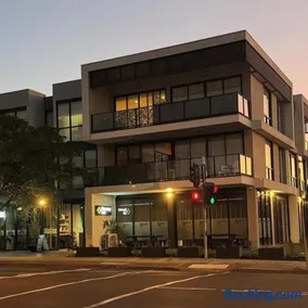 The Pas.Coe - A Stylish 1 bedroom unit with free parking. - Image 2