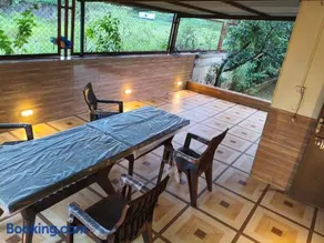 Bungalow - Image 2