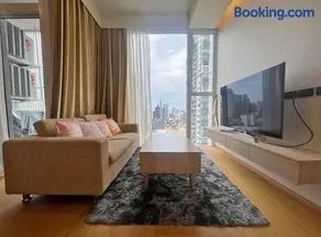 2 Bedroom Luxury Apartment 3 min walk from BTS Ekkamai - Image 4