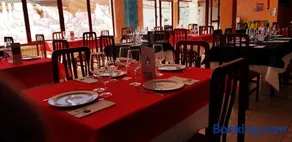 HOSTAL La MARAVILLOSA DE VALDERAS - Image 1