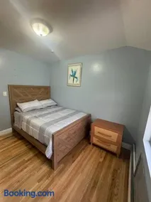 Luxury apartment close to JFK Airport - Image 4