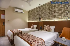 Hotel Sapphire 26 - Image 3