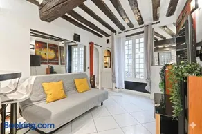 Notre Dame de Paris Luxurious 1BR-4P with NetFlix - Image 1