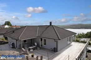 Modern villa with sea view in Svanesund SE09101 - Image 5