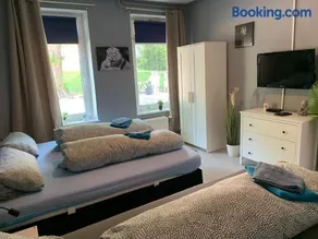 Stadtnah an der Förde 51 HH - Image 1